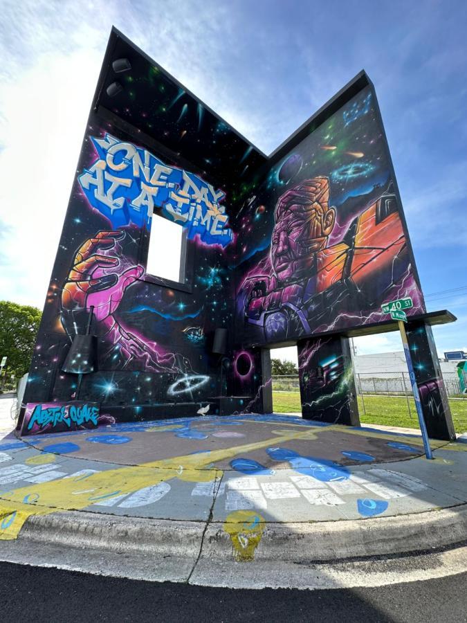 Oqp Vacations Design District Hostel Miami Exterior photo